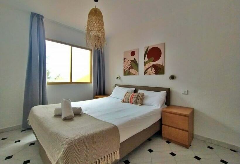 Апартаменты 1 Спальня, Albir Hills Apartments