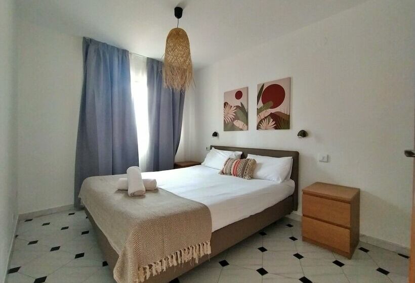 Апартаменты 1 Спальня, Albir Hills Apartments
