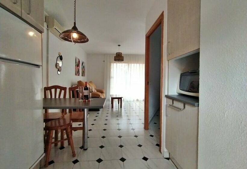 Апартаменты 1 Спальня, Albir Hills Apartments