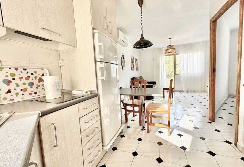 Апартаменты 1 Спальня, Albir Hills Apartments