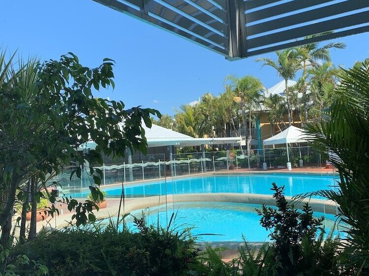 Семейный Номер, The Resort At Dolphin Heads