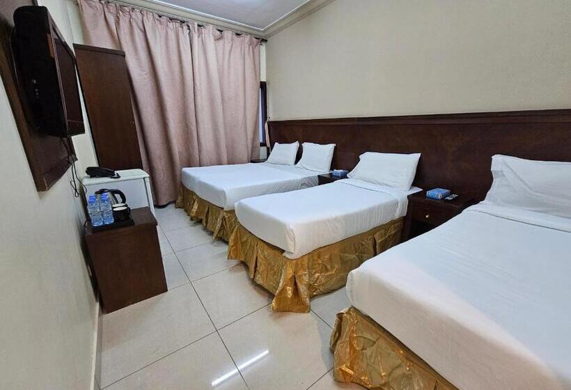 اتاق استاندارد سه نفره, Atilalat Alrawdah Hotel Makkah