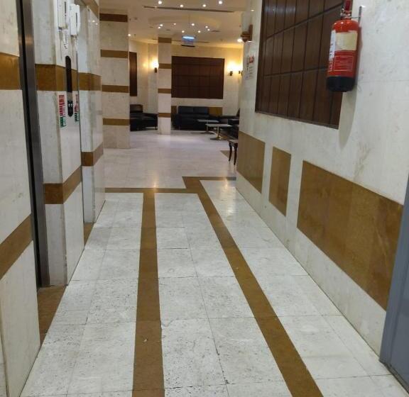 اتاق استاندارد چهار تخته, Atilalat Alrawdah Hotel Makkah