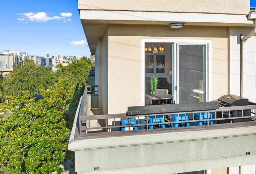 Апартаменты 2 Спальни, Beverly Hills Penthouse 2 Br Apt With Parking 407