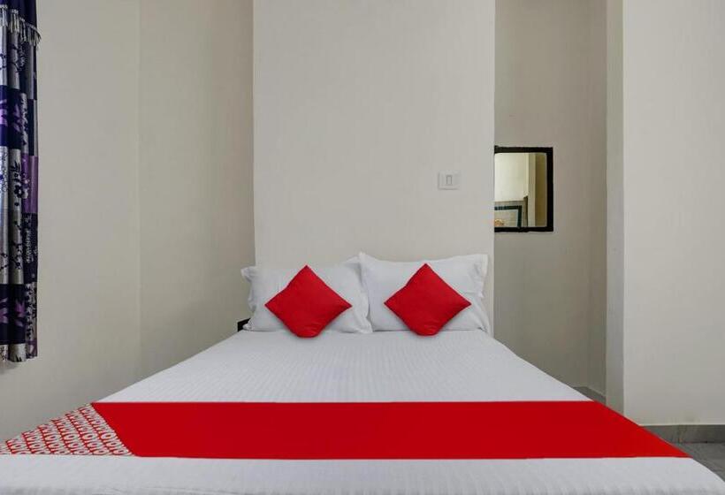 Трехместный Номер Классика, Oyo Flagship Gandharv Lodging & Boarding
