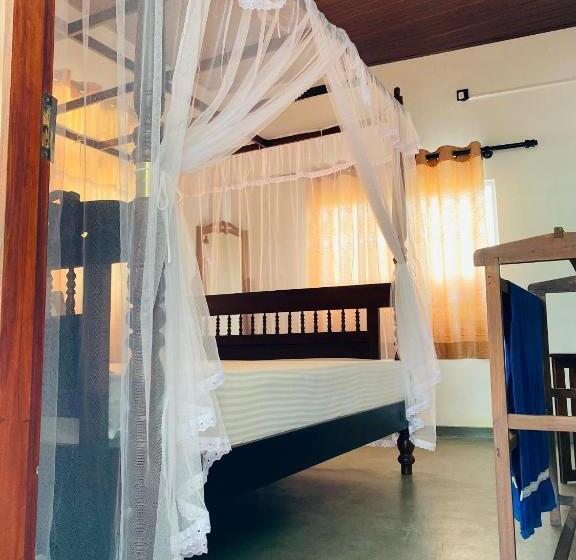 Апартаменты 1 Спальня Вид на Море, Kapila Guest In Unawatuna