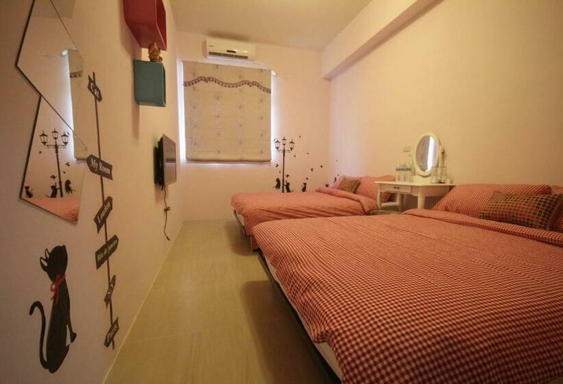اتاق استاندارد چهار تخته, 萩閣民宿sara S House走路可到夜市近市區好停車