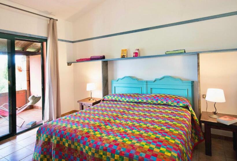 Апартаменты 2 Спальни, Isa Residence With Swimming Pool In Guardistallo Surrounded By Greenery