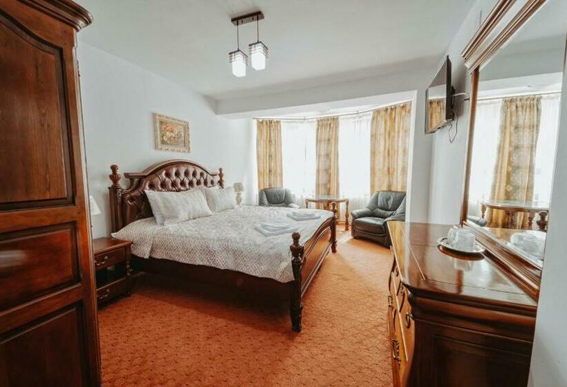 اتاق استاندارد با تخت بزرگ, Complex Turistic Constantin Bucovina