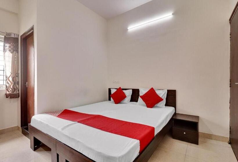 Quarto Triplo Clássico, Oyo Flagship 81553 Green Residency