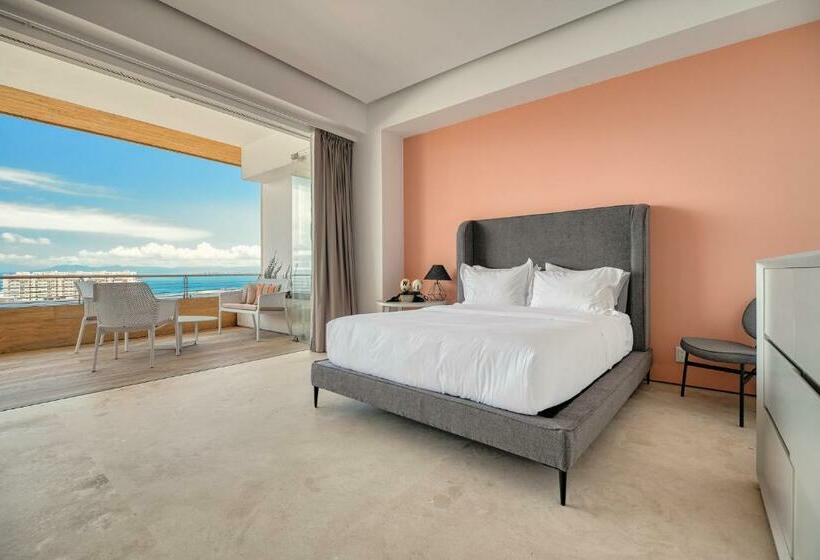 آپارتمان 1 خوابه با تراس, Maxwell Collection Romantic Zone
