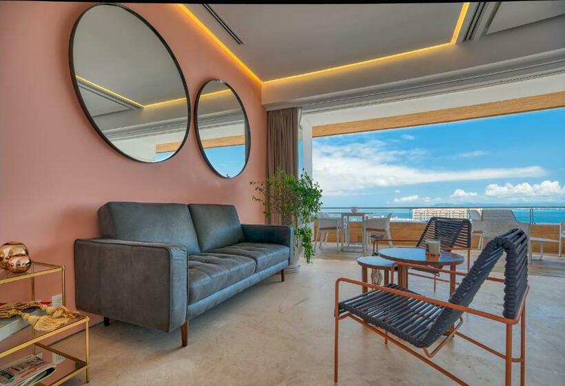 آپارتمان 1 خوابه با تراس, Maxwell Collection Romantic Zone