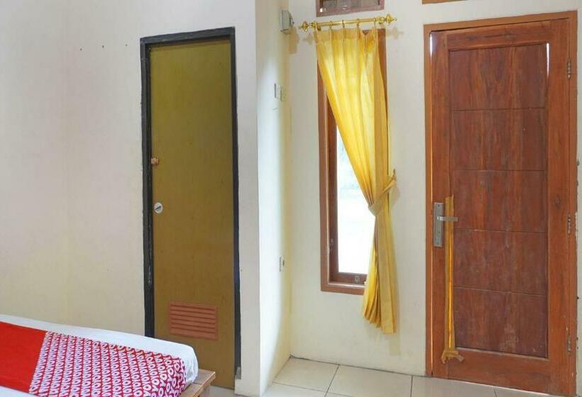 Номер Стандарт Индивидуальный, Oyo 91762 Green Home Stay Syariah