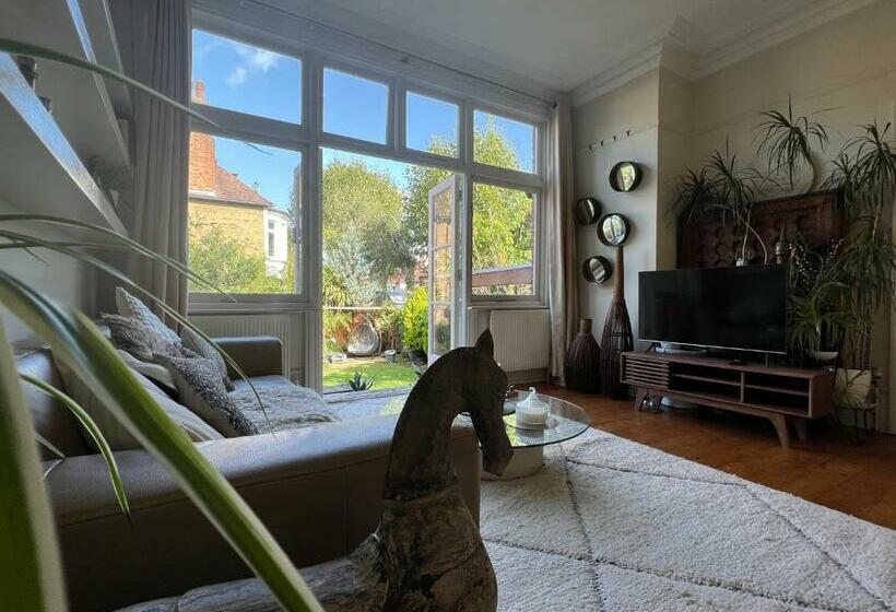 Номер Deluxe Кровать Кинг, Londonhomegardens