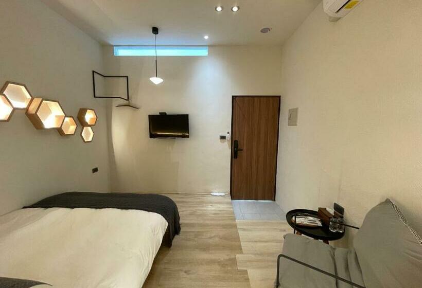 اتاق استاندارد, Green Inn Kaohsiung