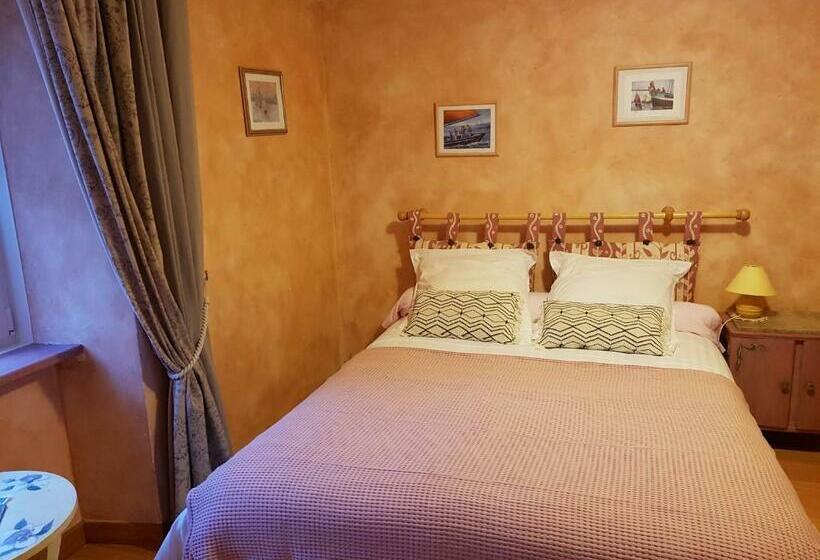 Номер Стандарт, Auberge De Keringar