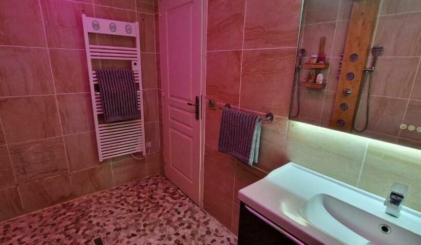 Стандартный Номер Кровать Кинг, Chez Stephanie