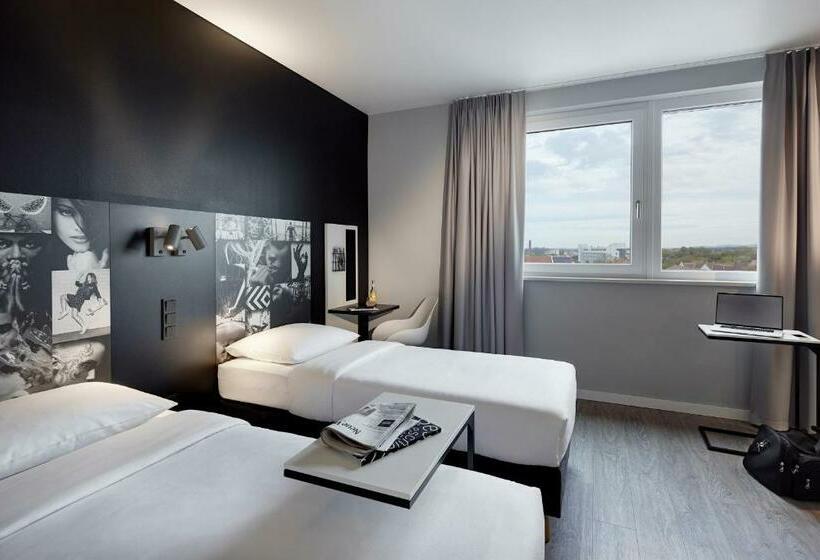 Номер Стандарт, Légère Express Bielefeld