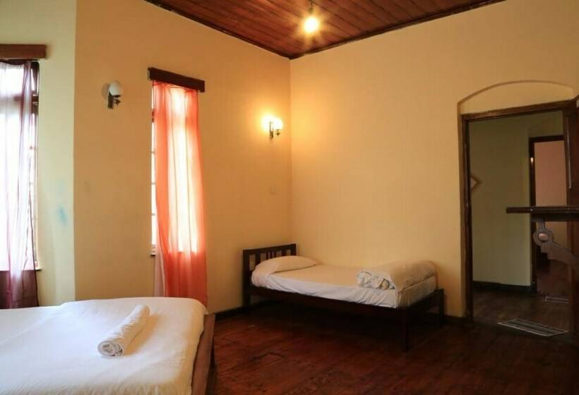 חדר סטנדרט לשלושה, Nuwara Eliya Hostel By Backpack Lanka