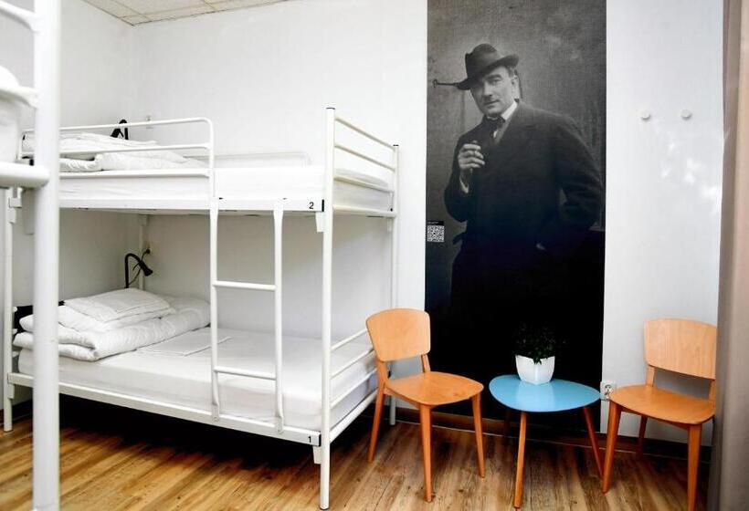 Cama em Quarto Compartilhado, Warsaw Hostel Centrum Private Rooms & Dorms