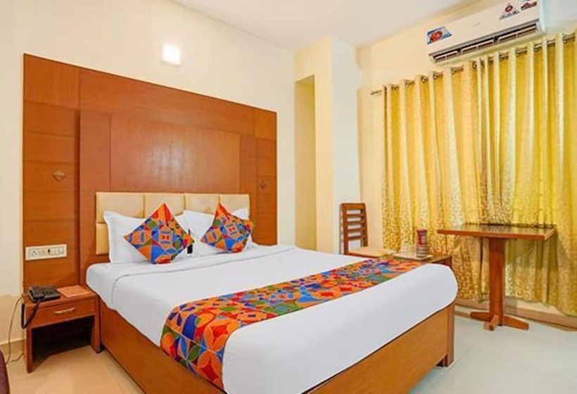 اتاق لوکس, Fabhotel The Green City   Nr Jawaharlal Nehru Stadium & Government Museum Chennai