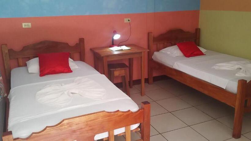 Номер Стандарт, Hostal Miraflores B&b