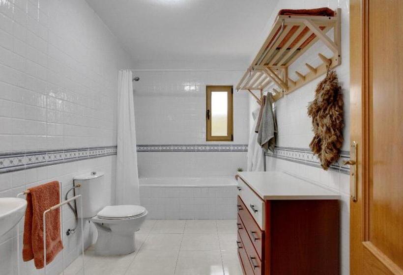 اتاق استاندارد با چشم‌انداز, Villa Amrita