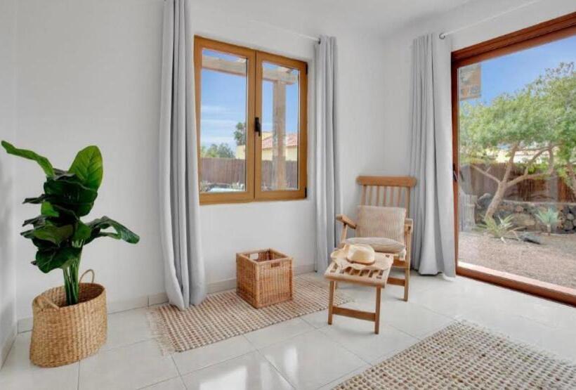 اتاق استاندارد با چشم‌انداز, Villa Amrita