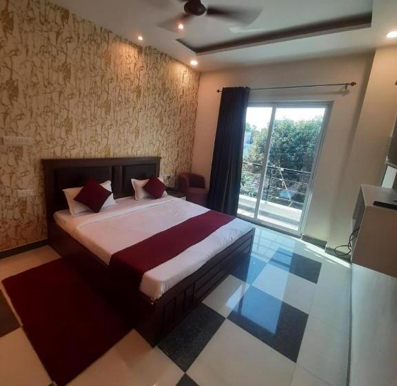 اتاق استاندارد, Aastha Shree Dham