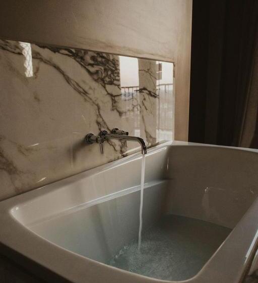 침실 1개 발코니 아파트, The Atlee Suites