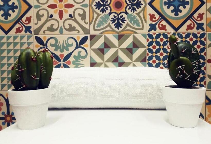 اتاق استاندارد, Hostal Erasmus By Gaiarooms