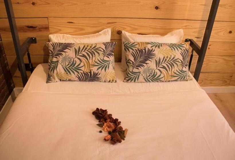 اتاق خانوادگی, Hostal Erasmus By Gaiarooms