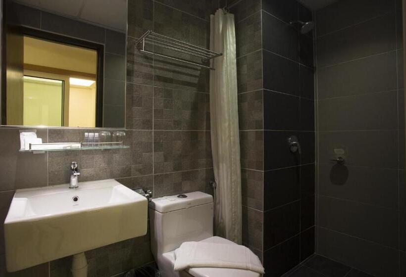 带大床的豪华间, Amansari Hotel Desaru