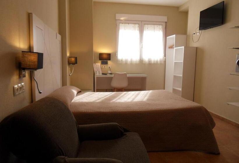 Номер Стандарт, Hostal El Estudio