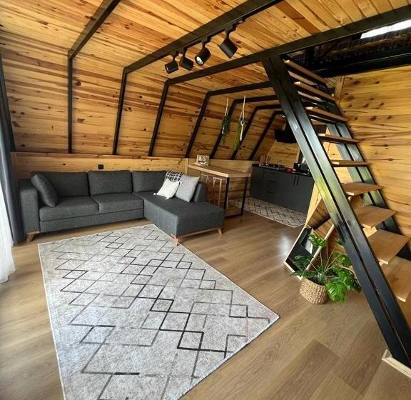 آپارتمان 1 خوابه با چشم‌انداز استخر, Lagom Bungalow