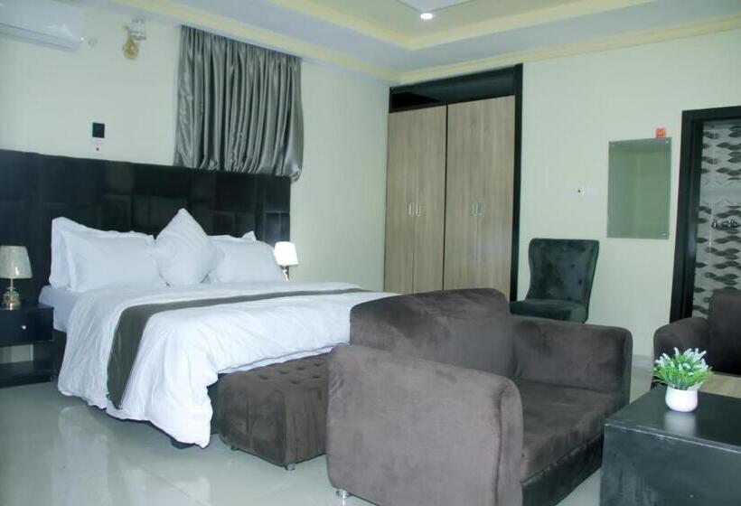 استودیوی استاندارد, Silverzb Resort