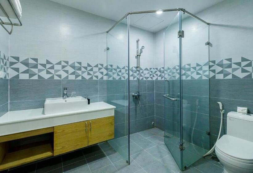 اتاق استاندارد با بالکن, Sonasea Pink Villas And Homestay