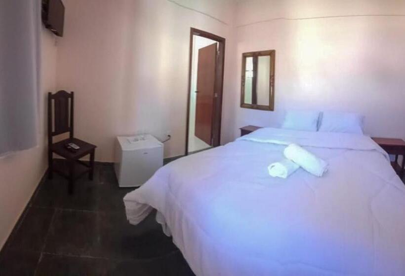 Номер Стандарт Трехместный, A S Suites