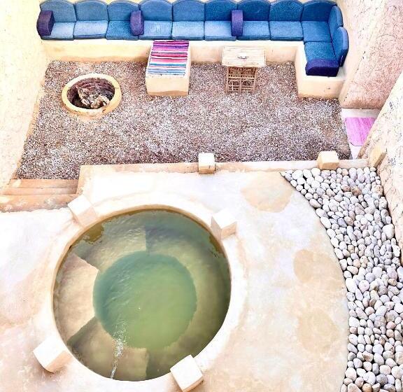 سوییت, Adrar Azwar