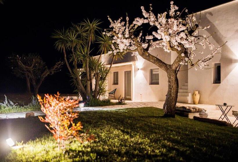Номер Стандарт Вид на Сад, Borgo Chiancarosa   Trullo E Lamia