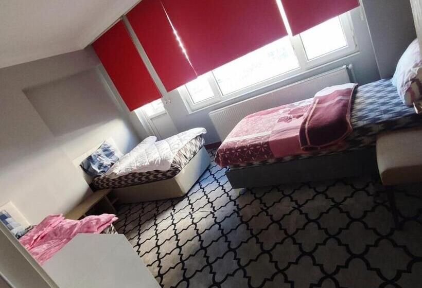 Bed in Shared Room with Shared Bathroom, Journey S Ease
