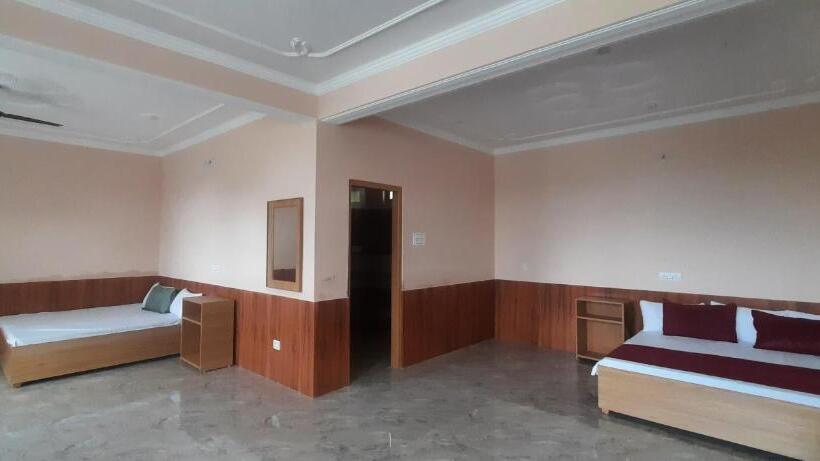 Номер Стандарт с Балконом, Happy Home Stay, Dharamshala
