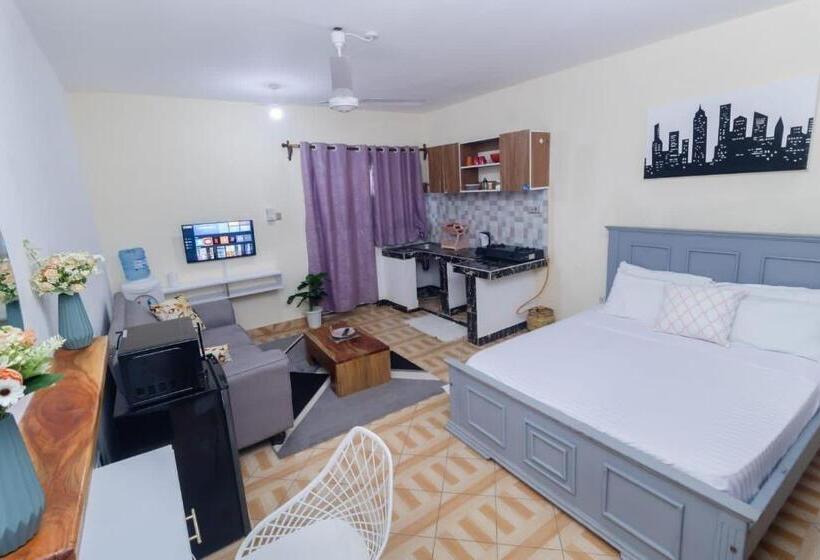 استودیوی استاندارد, Kilifornia Comfy Studio