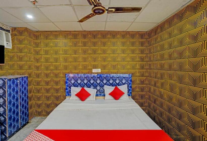 Трехместный Номер Классика, Oyo Flagship Hotel Aditya Inn