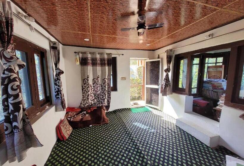 Апартаменты 1 Спальня, Oyo Home Fatima S Homestay