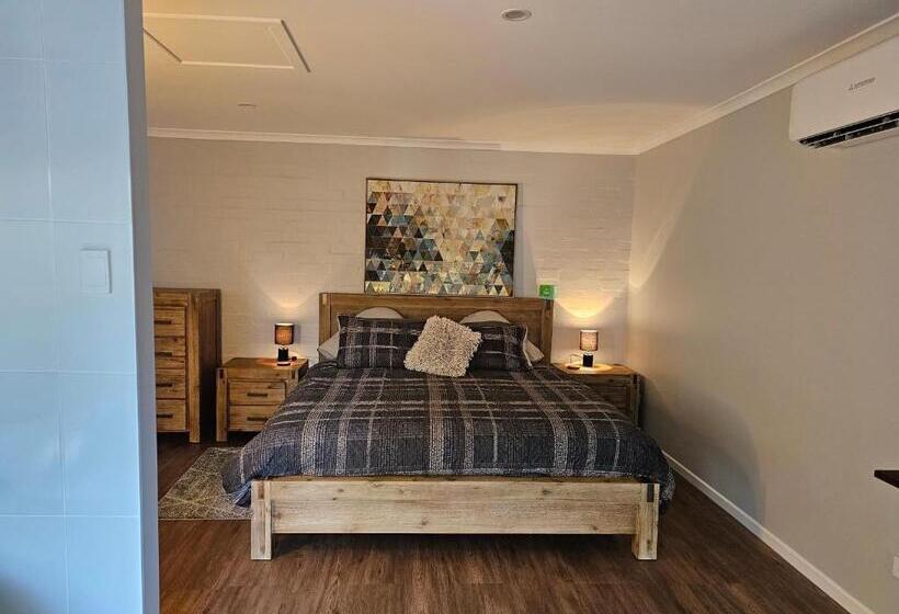 Quarto Estandar Cama King, The Garden House Bnb