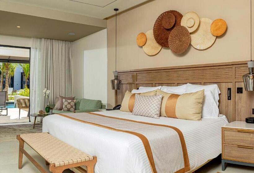 سوئیت جونیور با تخت بزرگ, Secrets Tides Punta Cana   All Inclusive