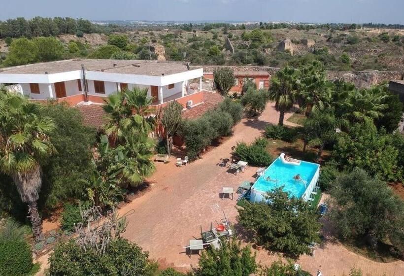 Номер Стандарт с Террасой, Residence Il Carrubo