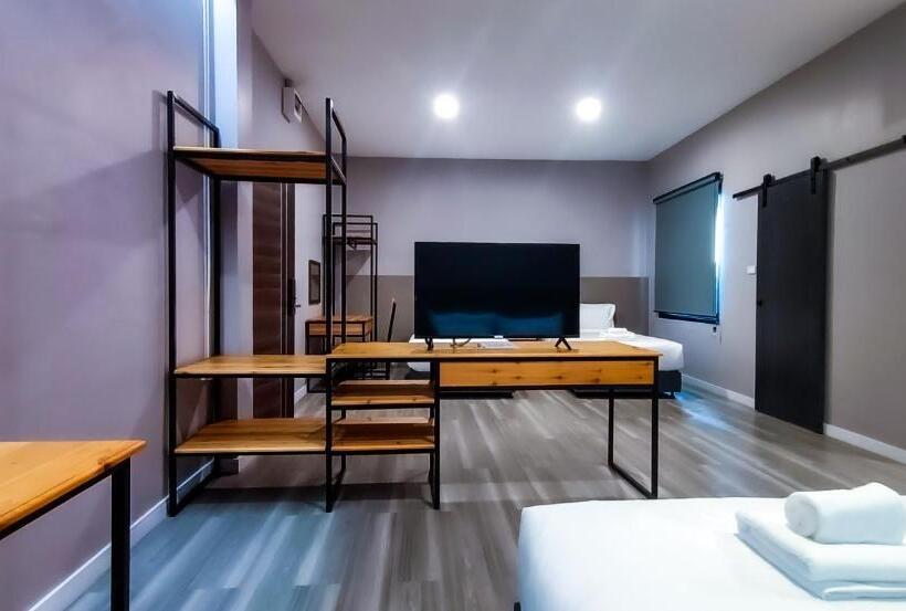수피리어 패밀리 룸, The Riva Vientiane
