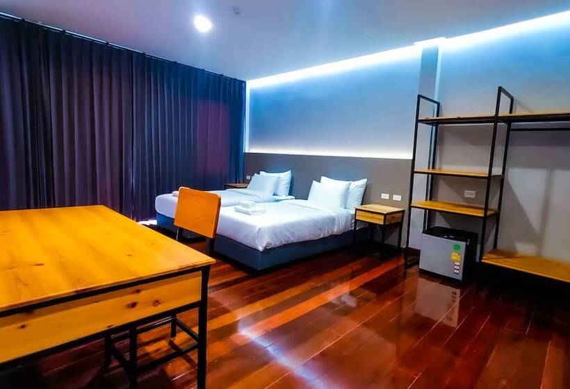 디럭스 룸, The Riva Vientiane